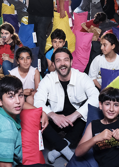 FURKAN ANDIC VISITED KIDS IN EARTHQUAKE REGION WITH BLUTV